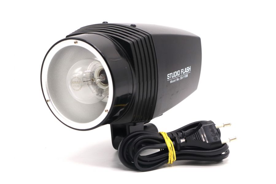 Студийная вспышка Falcon Eyes SS-110B