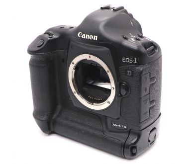 Canon EOS 1D Mark II N body (пробег 58510 кадров)