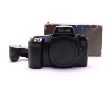 Купить Canon EOS 1000 QD body в упаковке Canon EOS 1000 QD body в упаковке