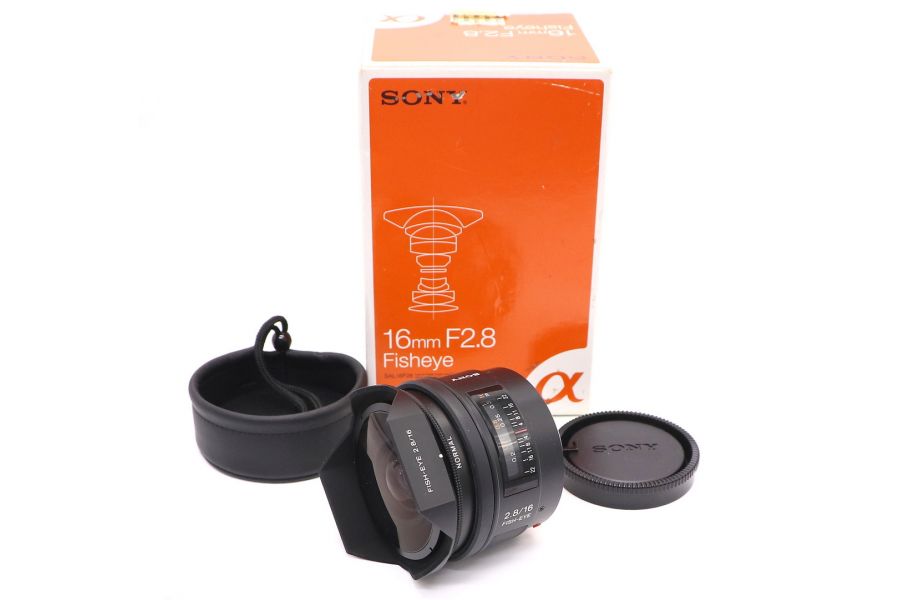 Sony 16mm f/2.8 Fisheye (SAL-16F28) в упаковке