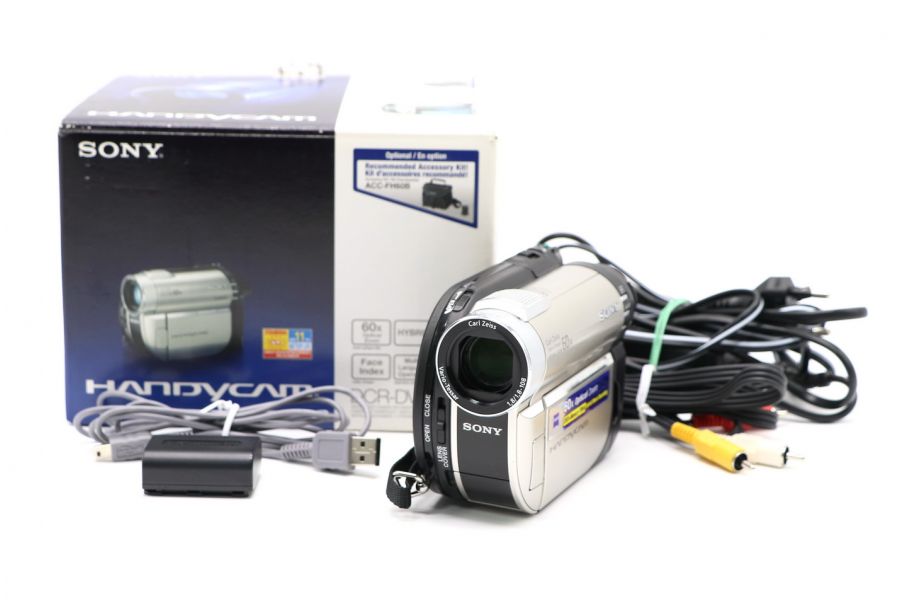 Видеокамера Sony DCR-DVD650E