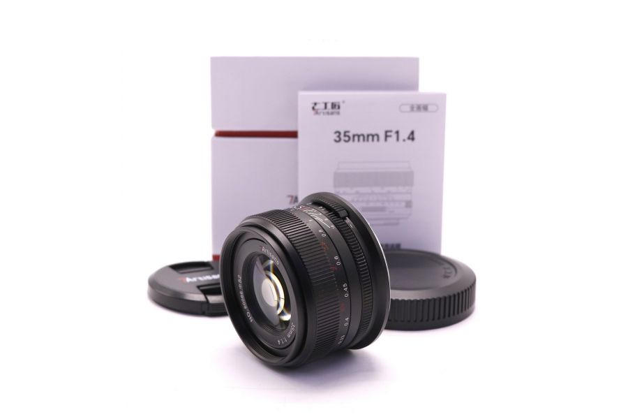 7Artisans 35mm f/1.4 III Canon EOS R в упаковке