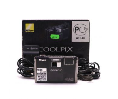 Купить Компактная камера Nikon Coolpix S1000pj в упаковке Компактная камера Nikon Coolpix S1000pj в упаковке