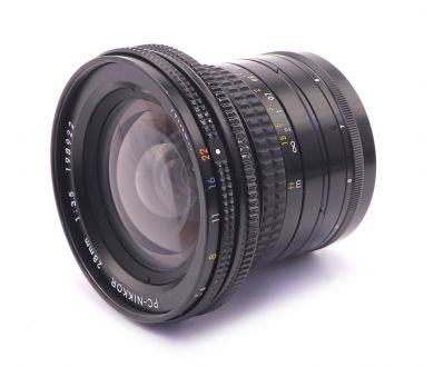 Nikon 28mm f/3.5 PC-Nikkor