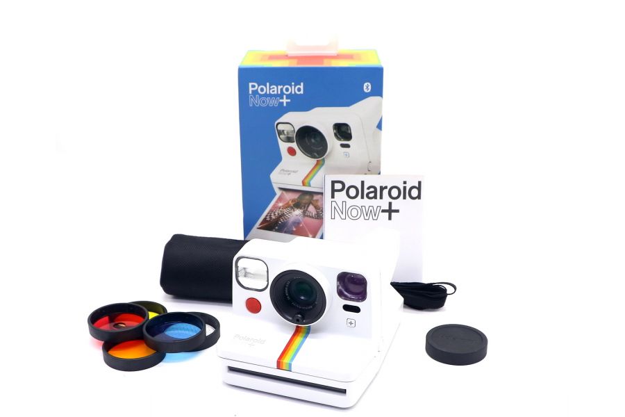 Polaroid Now+ в упаковке