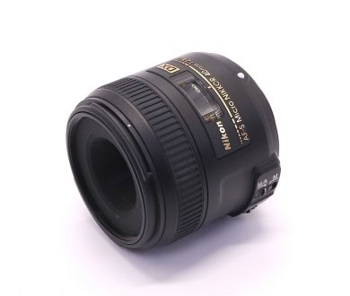 Nikon 40mm f/2.8G AF-S DX micro Nikkor