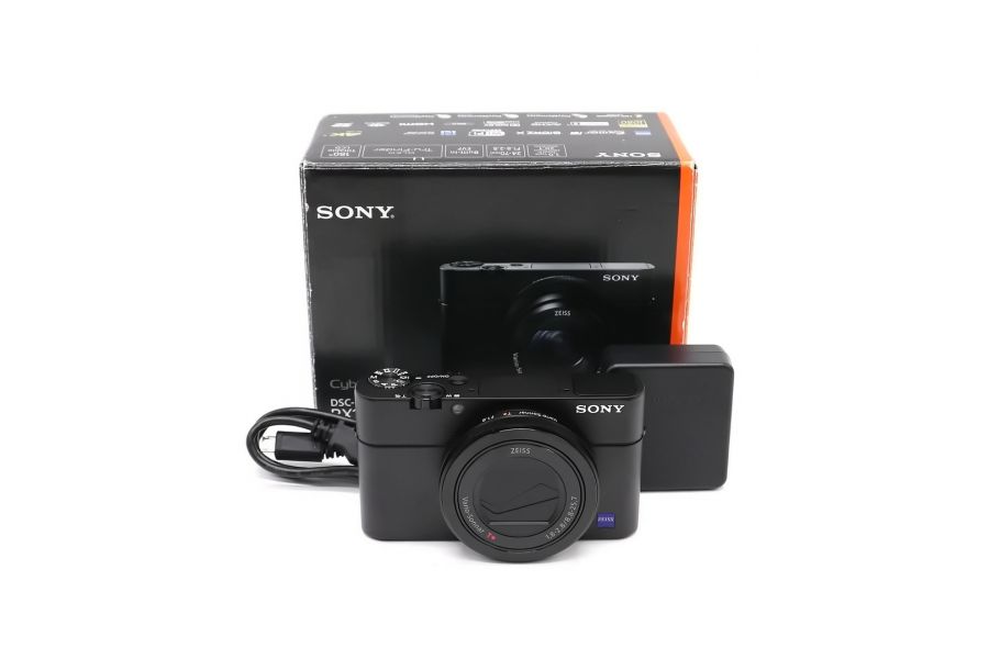 Sony Cyber-shot DSC-RX100M3 в упаковке