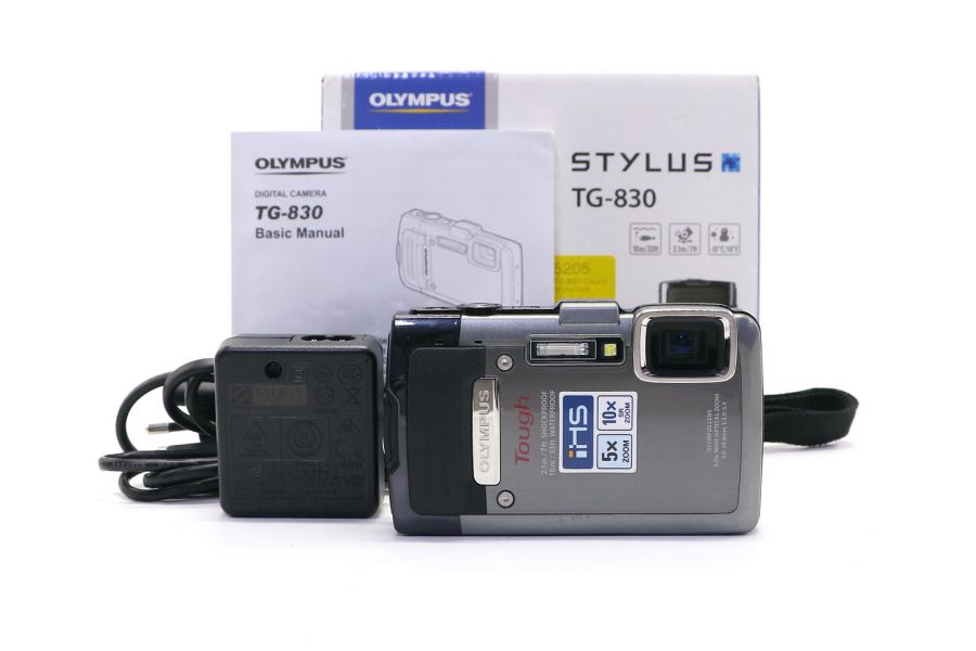 Olympus Tough TG-830 в упаковке 