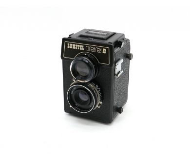 Любитель 166В б. (ЛОМО, 1983)