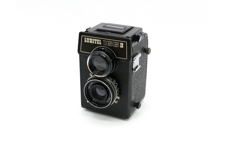 Любитель 166В б. (ЛОМО, 1983)