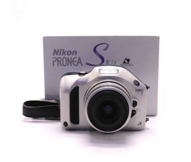 Купить Nikon Pronea S kit пленочная зеркальная в упаковке Nikon Pronea S kit пленочная зеркальная в упаковке