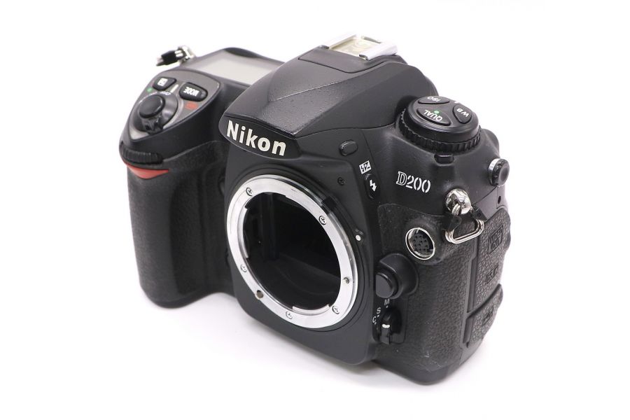 Nikon D200 body б.