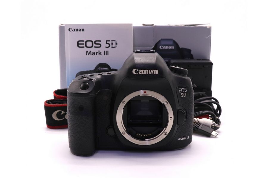 Canon EOS 5D Mark III body в упаковке (пробег 95640 кадров)