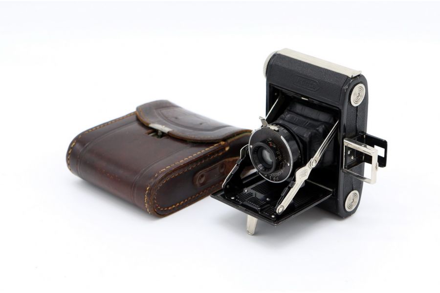 Zeiss Ikon Ikonta 520/18 (Germany, 1932)