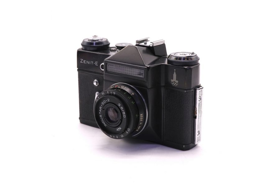 Зенит-Е олимпийский + Индустар-50-2 (СССР)