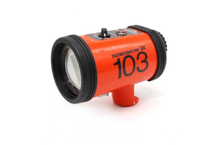 Фотовспышка Nikonos Speedlight SB-103