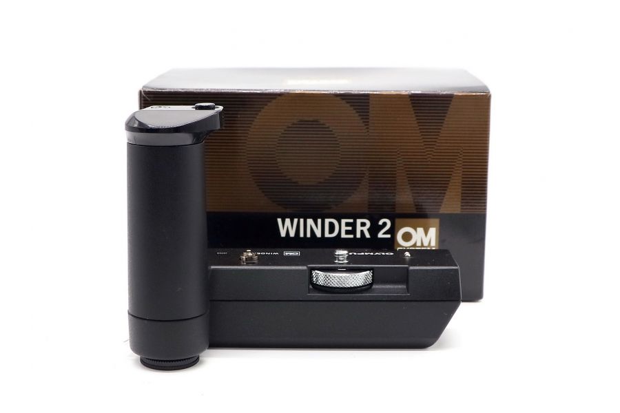 Батарейная ручка Olympus OM System Winder 2 в упаковке