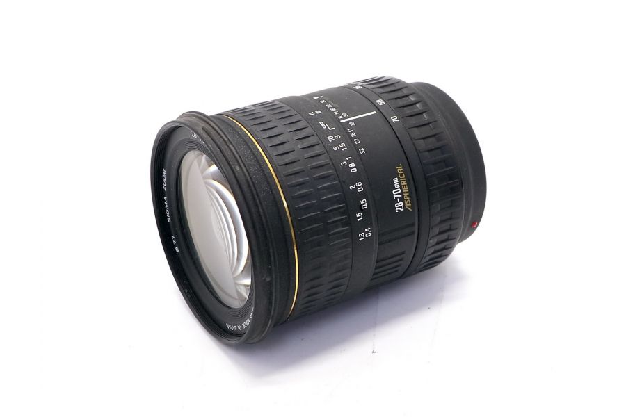 Sigma AF 28-70mm f/2.8 EX Aspherical Zoom Sony A