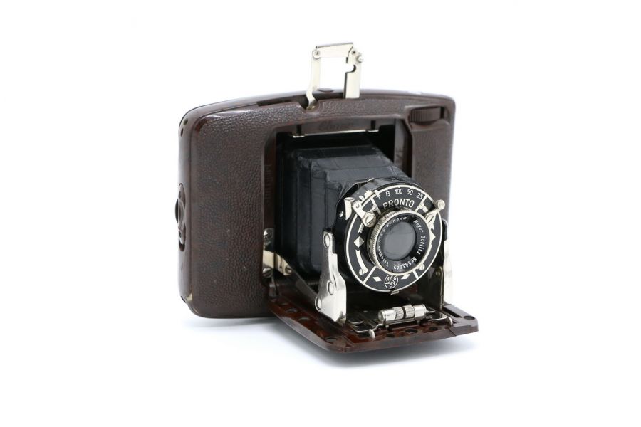 Ebner pronto + Trioplan 4.5/7,5cm (Germany, 1933)