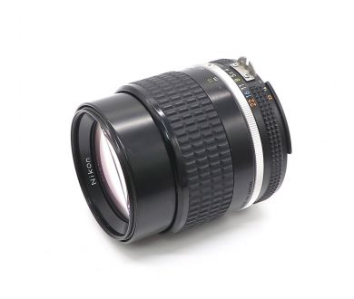 Nikon 105mm f2.5 Nikkor (Japan)