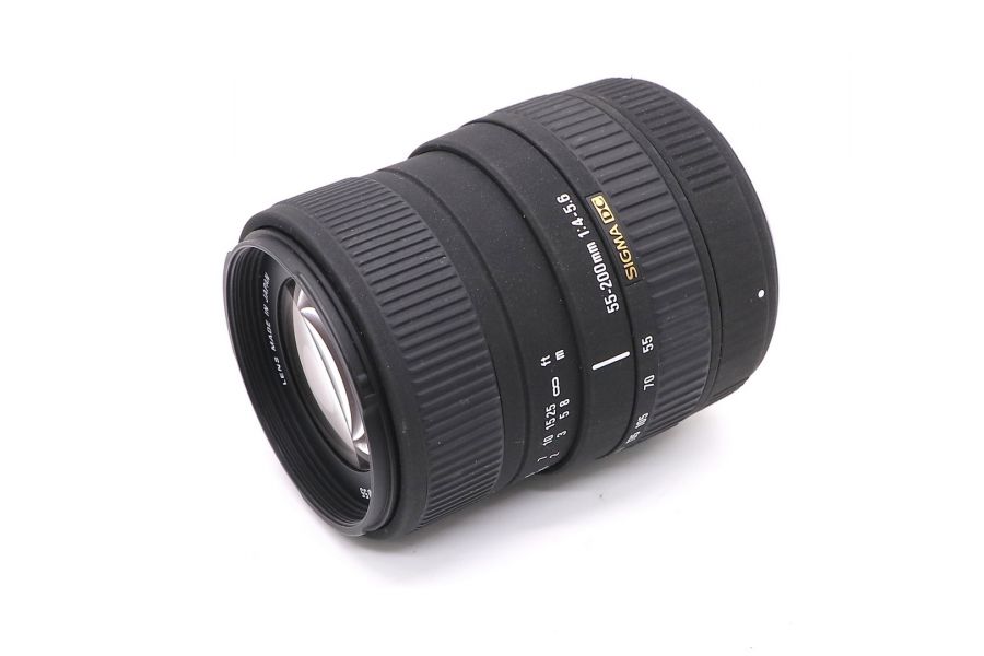 Sigma AF 55-200mm f/4-5.6 DC
