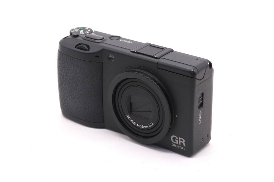 Ricoh GR Digital II