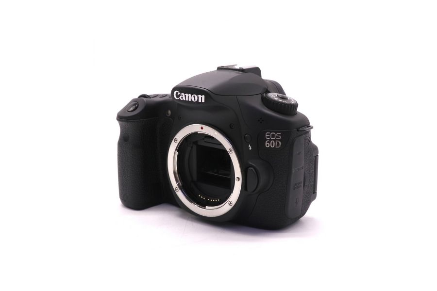 Фотокамера Canon EOS 60D body (пробег 2460 кадров)