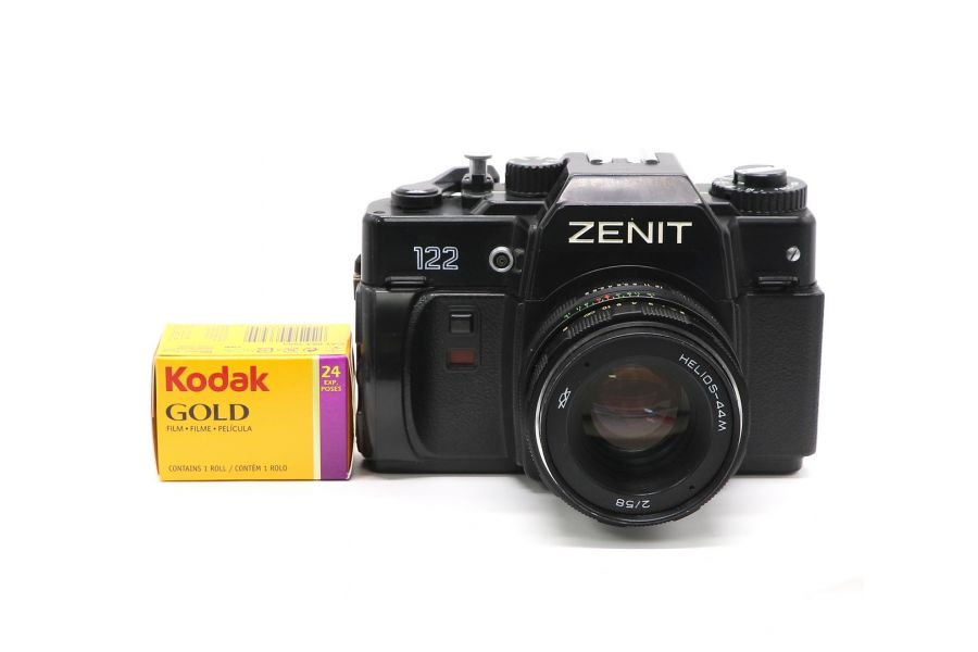 Зенит 122 kit + Фотопленка Kodak Gold 200/24