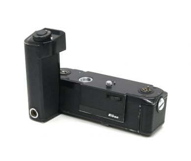 Моторный привод Nikon MD-15