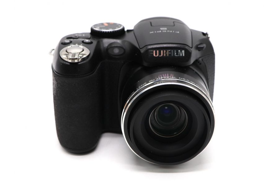 Фотокамера компактная Fujifilm FinePix S2950