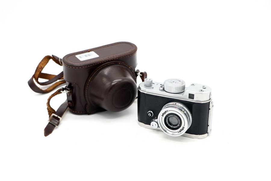 Robot + Tessar f/2.8 37,5 mm