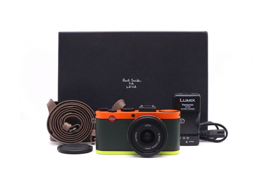 Leica X2 Edition Paul Smith в упаковке