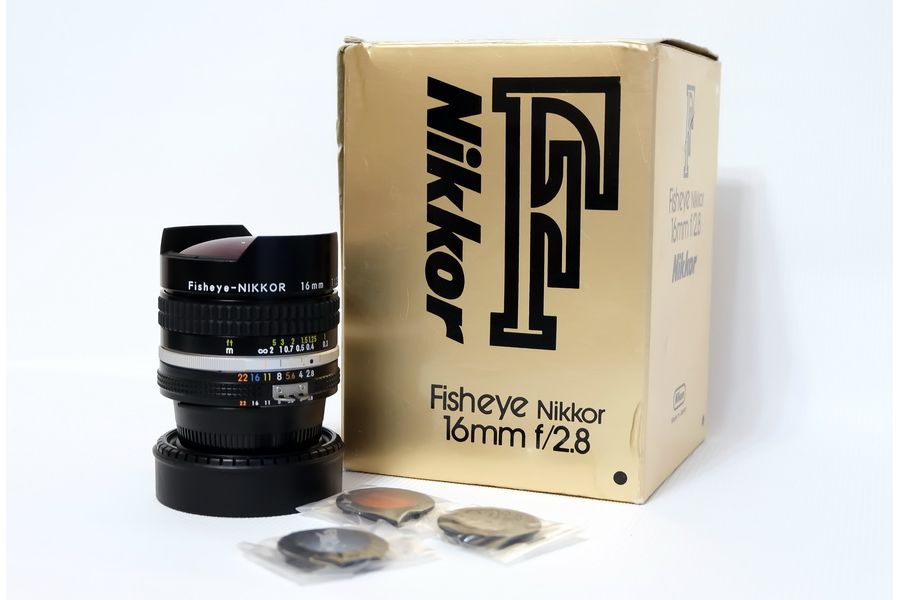 Nikon Fisheye-Nikkor 2.8/16mm (Made in Japan)