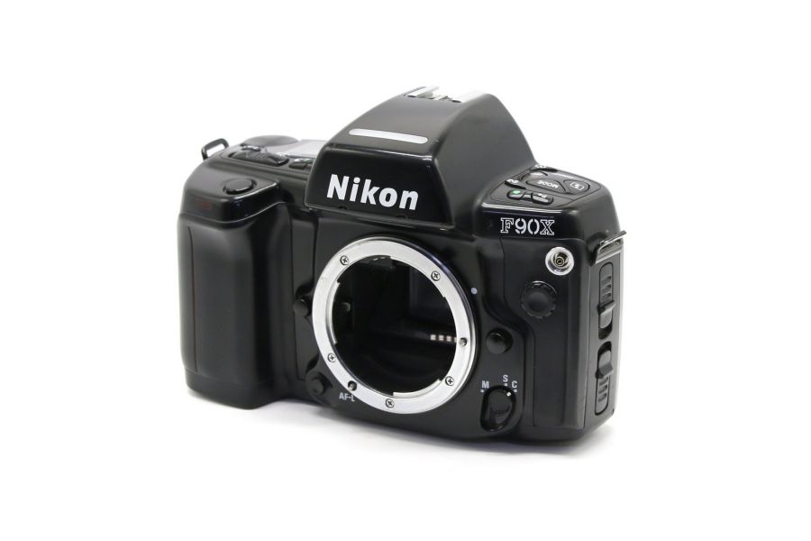 Nikon F90X body (Japan, 1995)