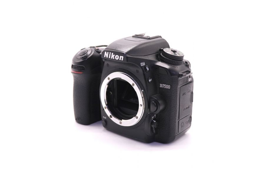 Nikon D7500 body (пробег 33620 кадров)
