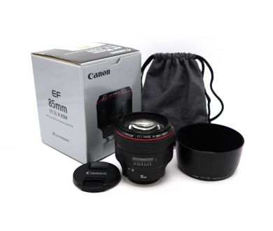 Canon EF 85mm f/1.2L II USM в упаковке