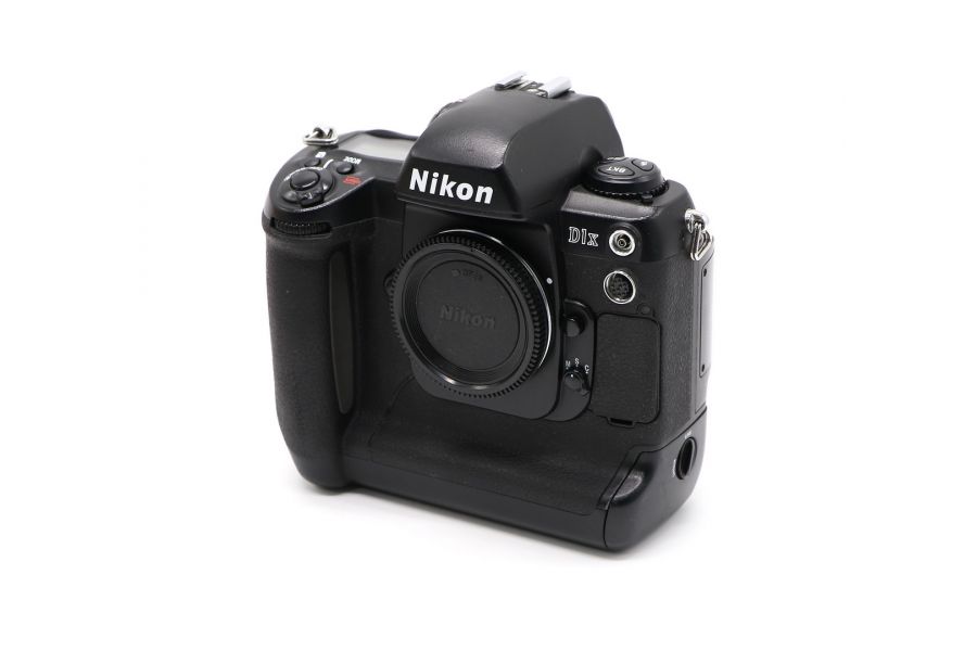 Nikon D1x body неисправный