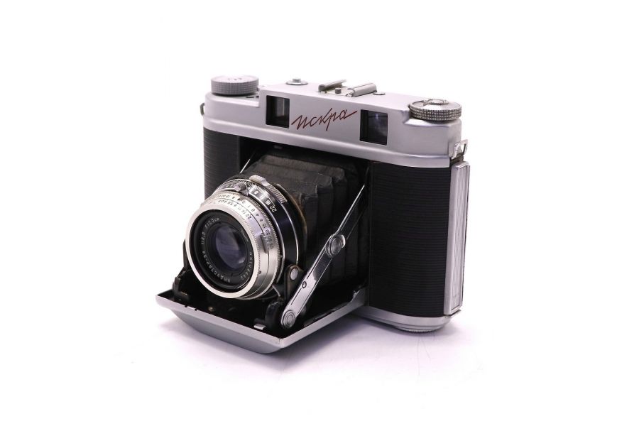 Искра (СССР, 1961) советская дальномерная камера