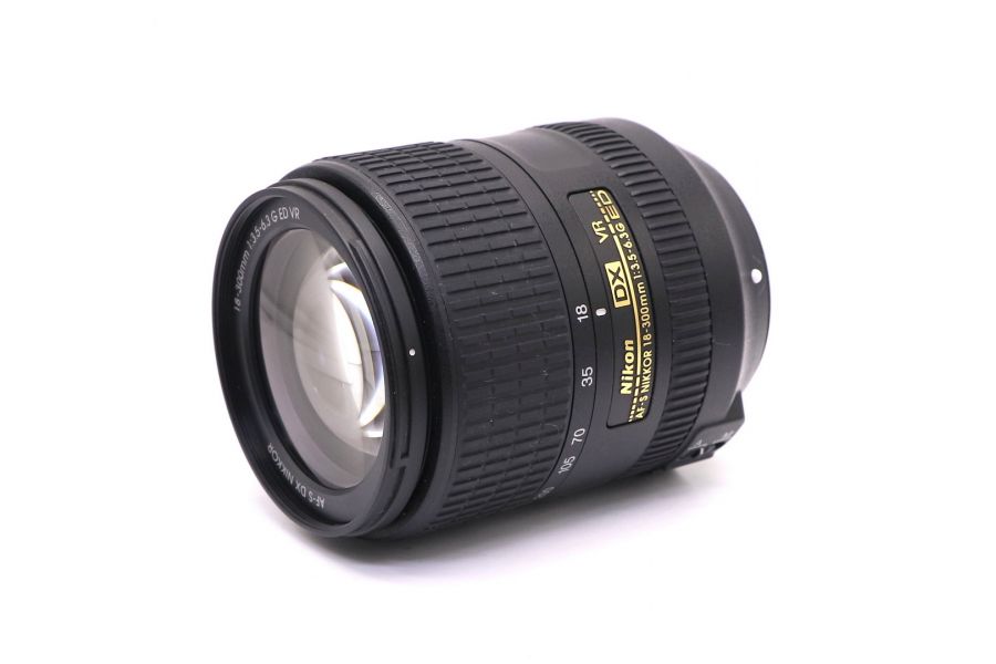 Nikon 18-300mm f/3.5-6.3G ED VR AF-S DX