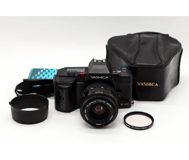 Yashica 200-AF kit (Japan, 1984)