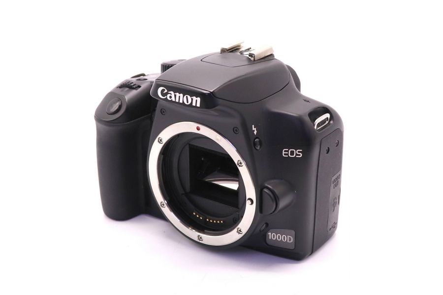 Canon EOS 1000D body (пробег 9415 кадров)