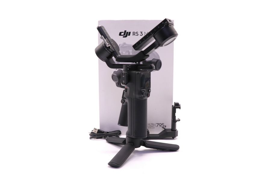 Стабилизатор DJI Ronin RS 3 Mini в упаковке