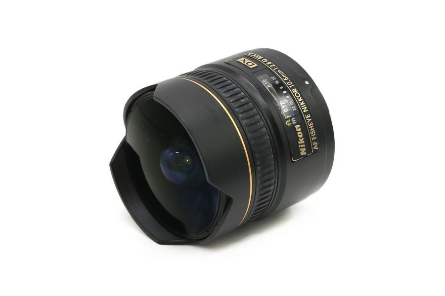 Nikon 10.5mm f/2.8G ED DX Fisheye-Nikkor (Japan)
