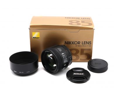 Nikon 85mm f/1.8D AF Nikkor в упаковке