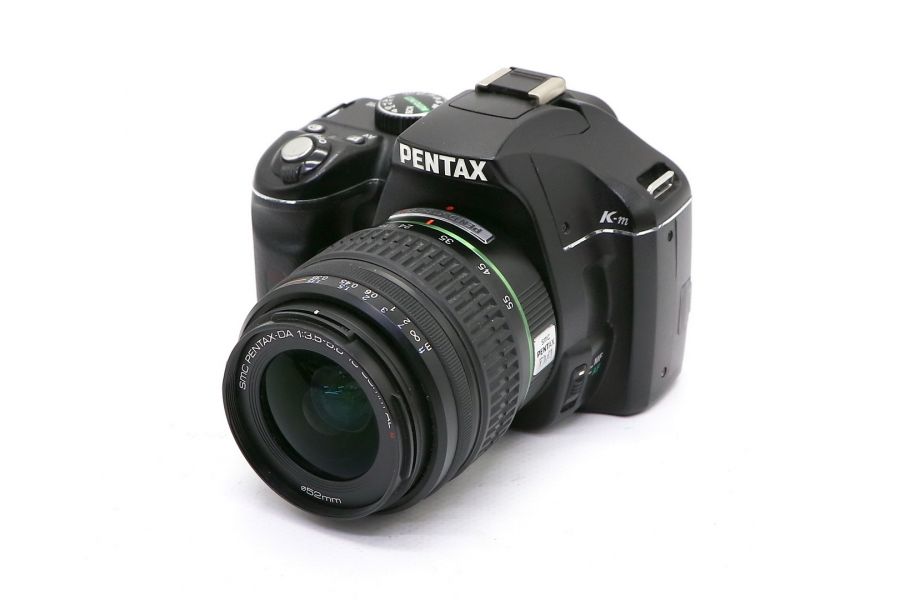 Pentax K-m kit (пробег 27850 кадров)