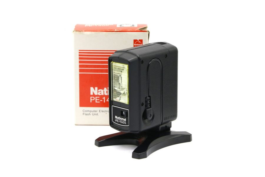 Фотовспышка National PE-1405 в упаковке