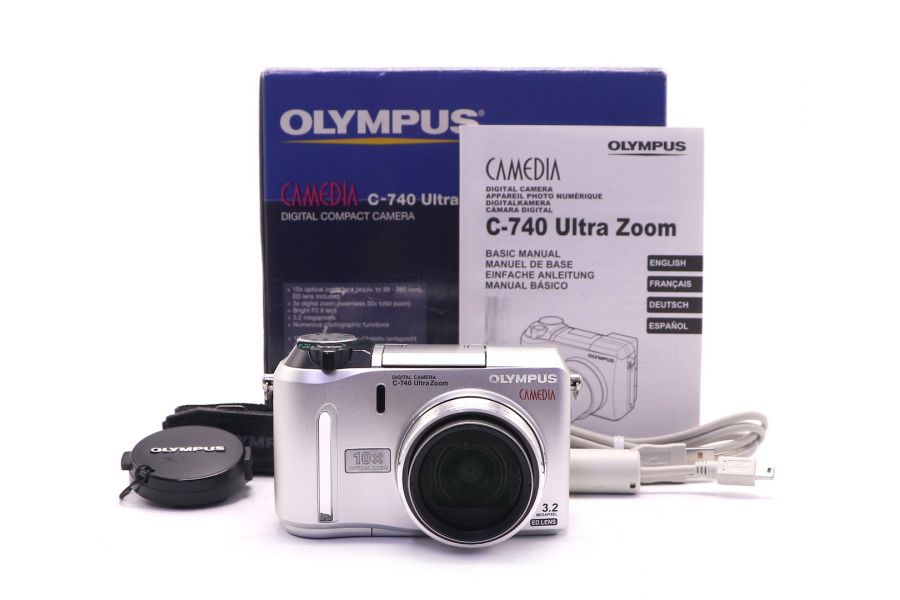 Olympus C-740 Ultra Zoom Camedia в упаковке