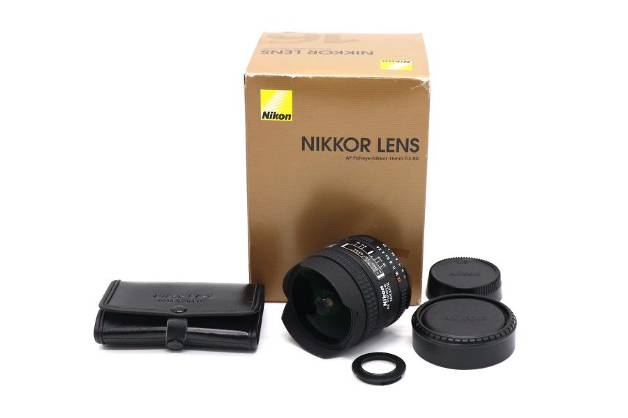 Nikon 16mm f/2.8D AF Fisheye-Nikkor в упаковке