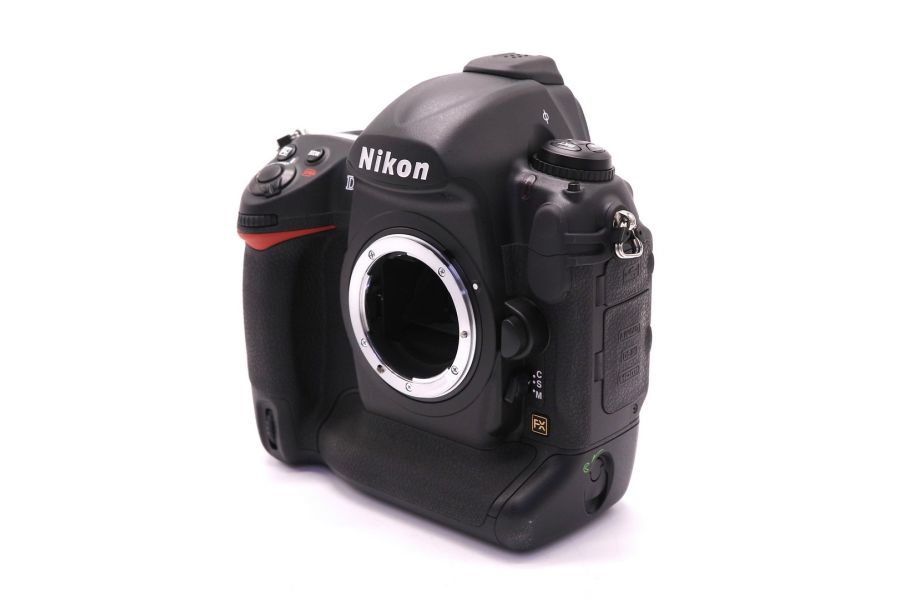 Nikon D3 body (пробег 250 кадров)