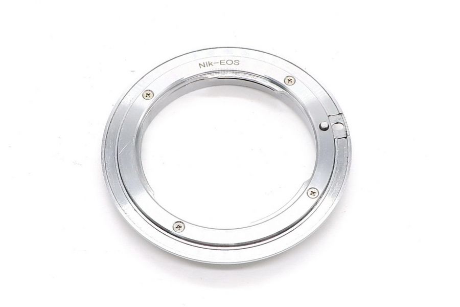 Переходник Nikon F - Canon EOS silver с чипом